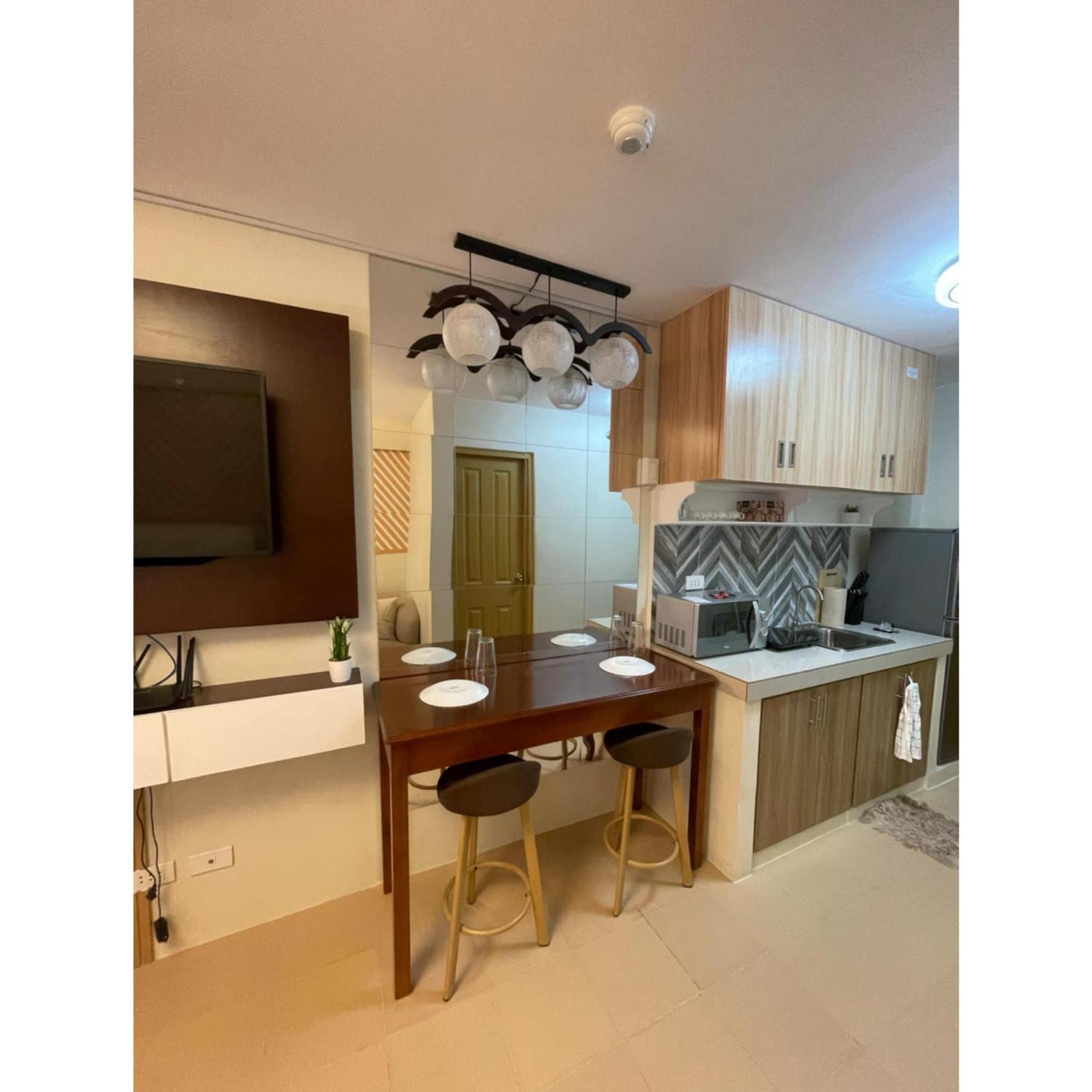 Marina Town Spatial Condominium Dumaguete City Екстер'єр фото
